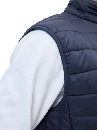 Жилет ДЕМИ стеганый